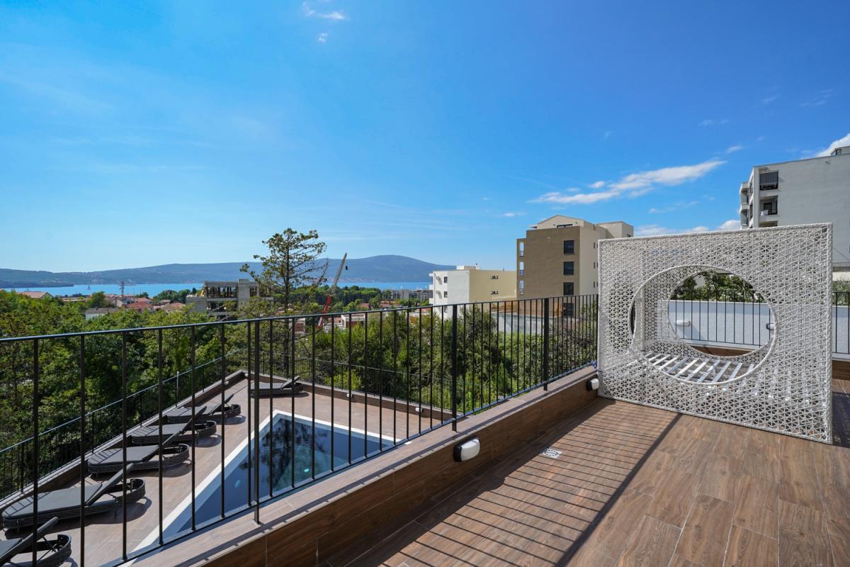 For sale: New two-bedroom apartment with sea view 34
