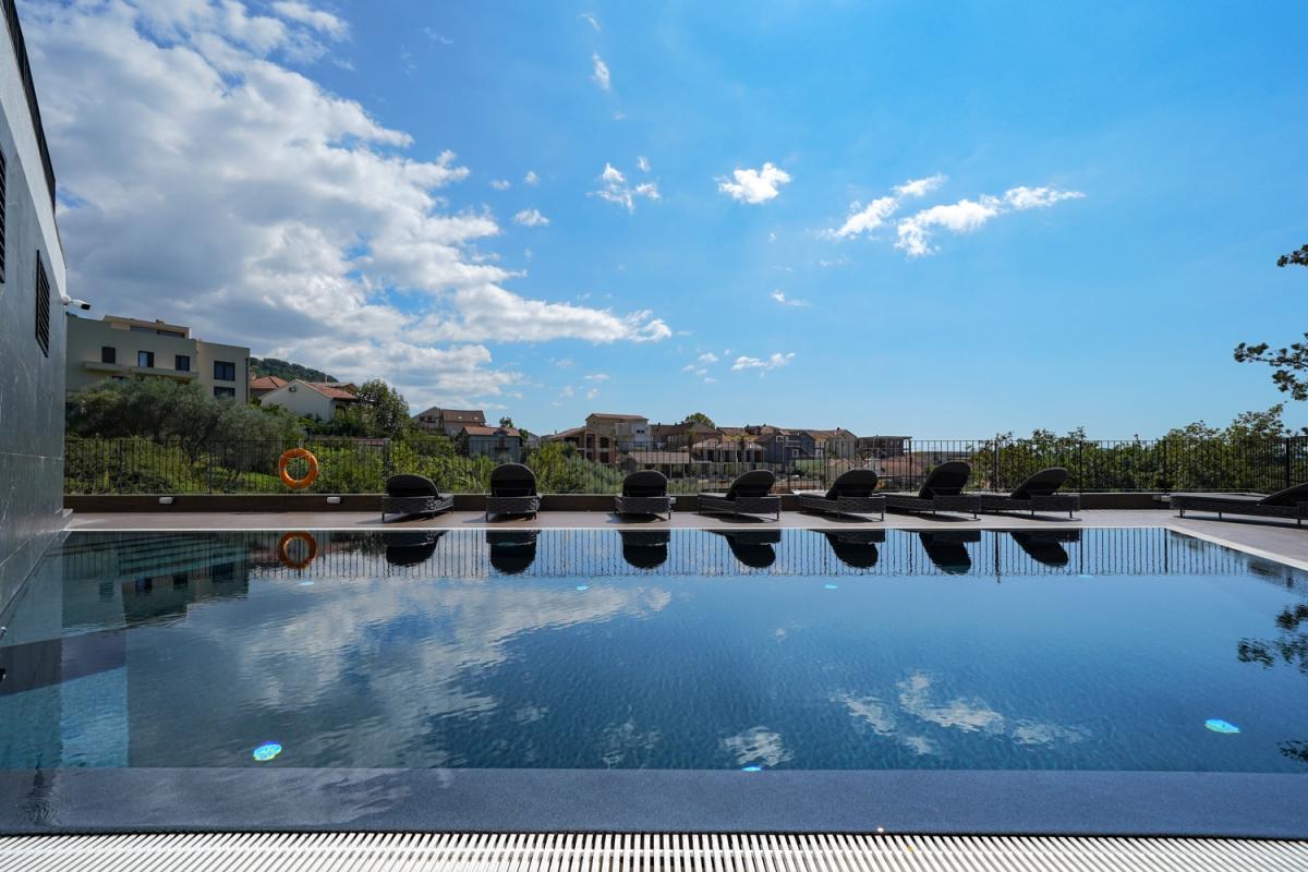 For sale: New two-bedroom apartment with sea view 37