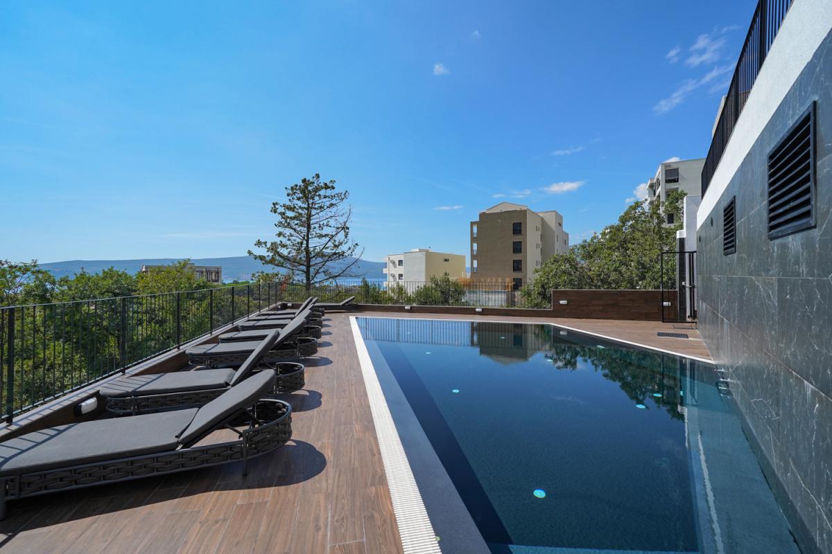 For sale: New two-bedroom apartment with sea view 40