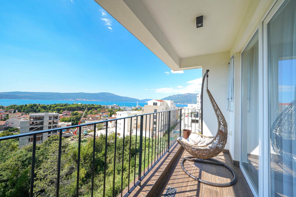 For sale: New two-bedroom apartment with sea view 7