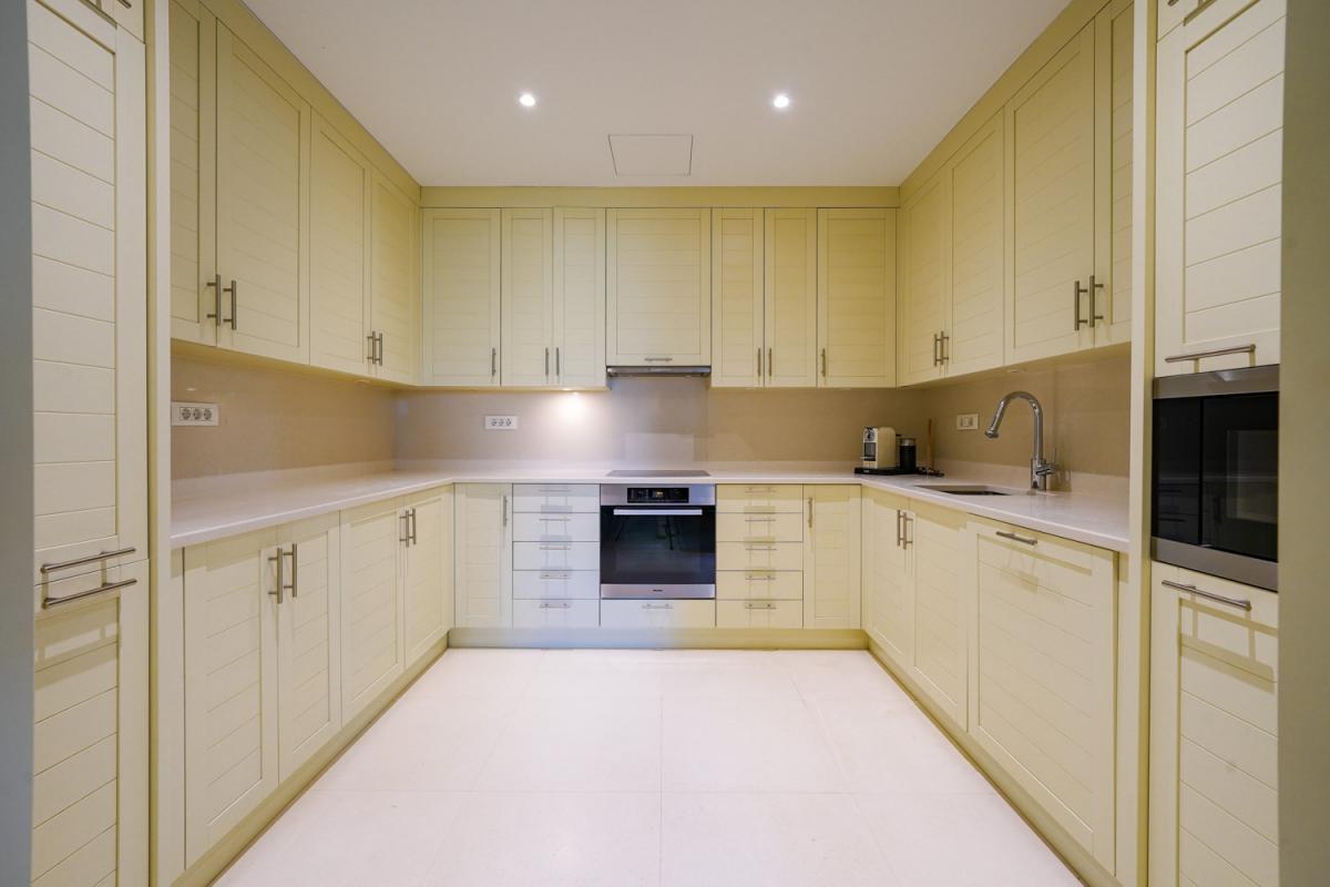 Jednosoban stan u Tivtu, 78m² 12