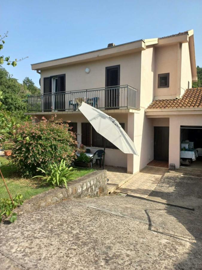 For Sale House of 116m2 near the sea in Tivat, Bjelila 2