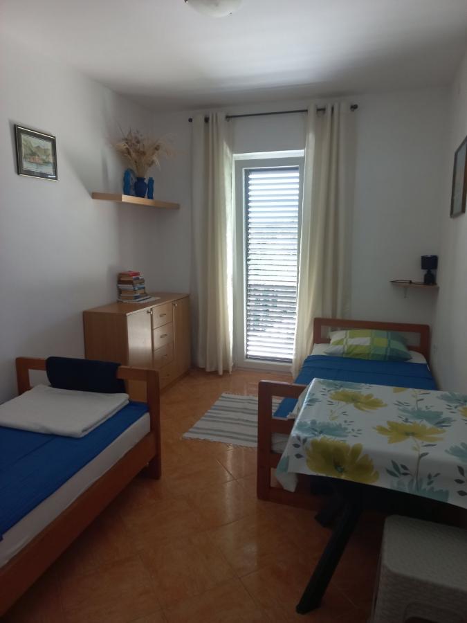 For Sale House of 116m2 near the sea in Tivat, Bjelila 12