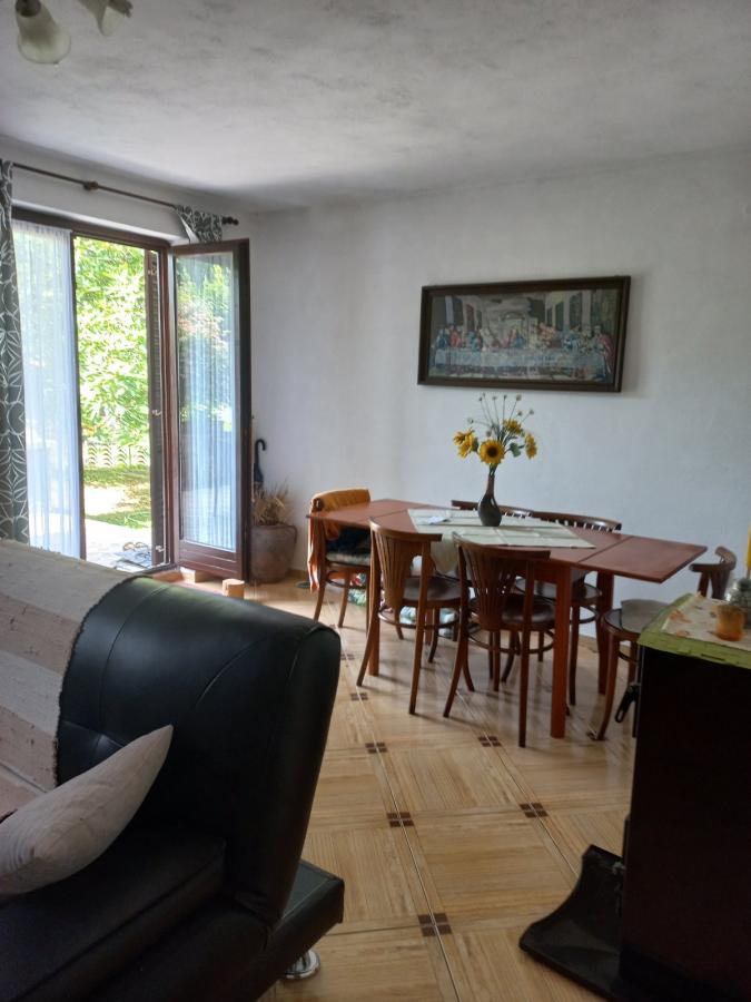 For Sale House of 116m2 near the sea in Tivat, Bjelila 21