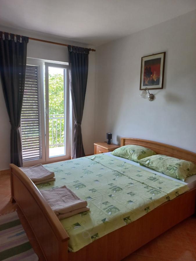 For Sale House of 116m2 near the sea in Tivat, Bjelila 9