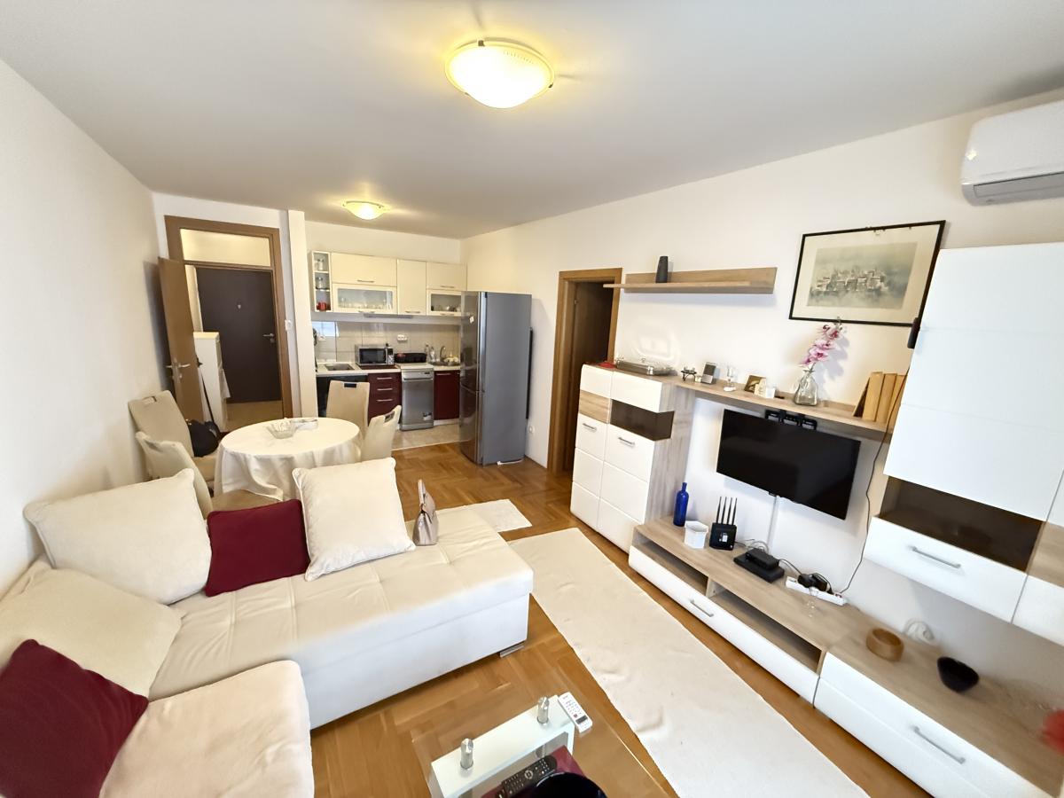 One bedroom apartment for sale - Budva, Merkur building 11