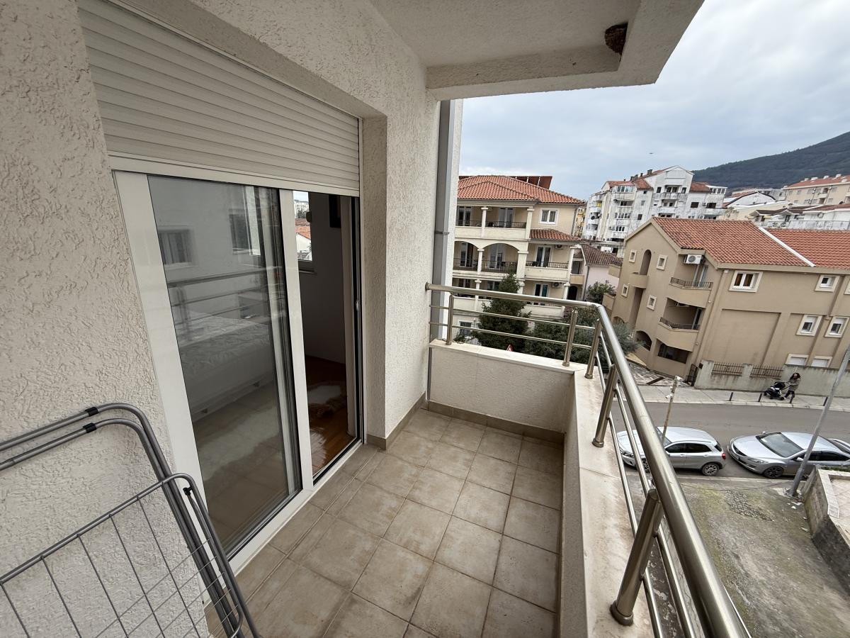 One bedroom apartment for sale - Budva, Merkur building 4