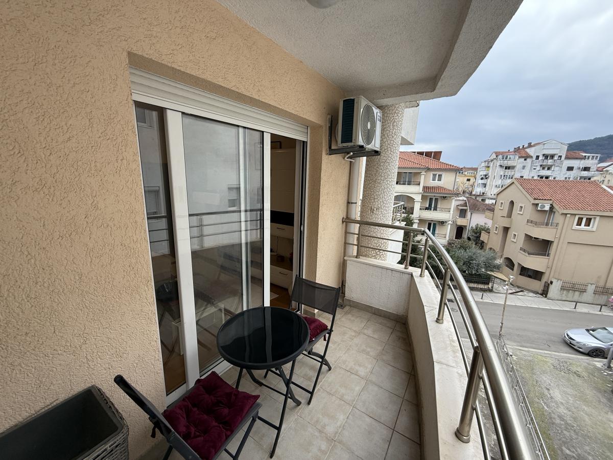 One bedroom apartment for sale - Budva, Merkur building 8