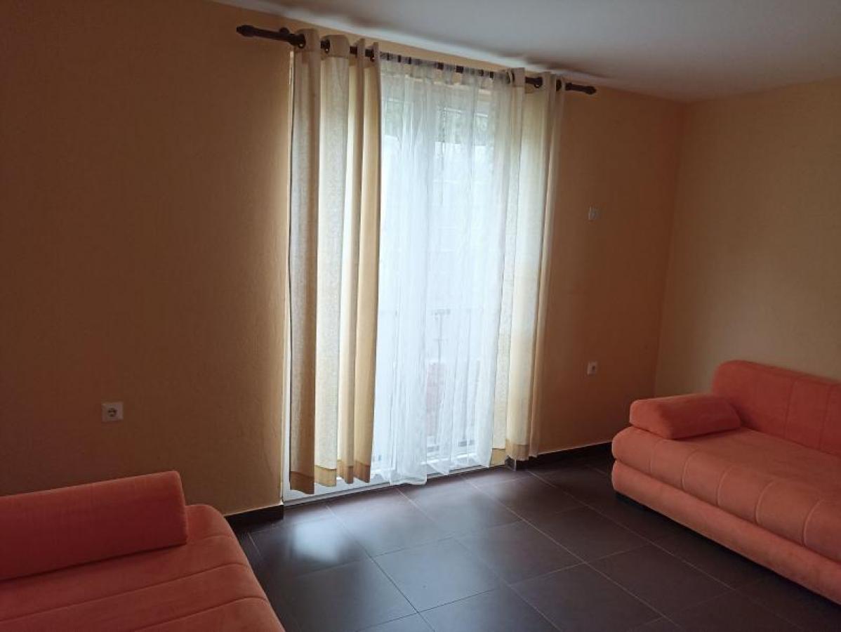 Kuća u Baru, 100m² 5