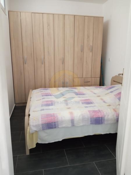 Dvosoban stan u Herceg Novom, 52m² 3