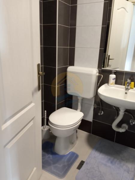 Dvosoban stan u Herceg Novom, 52m² 4