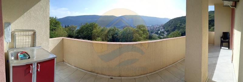 Dvosoban stan u Herceg Novom, 52m² 9