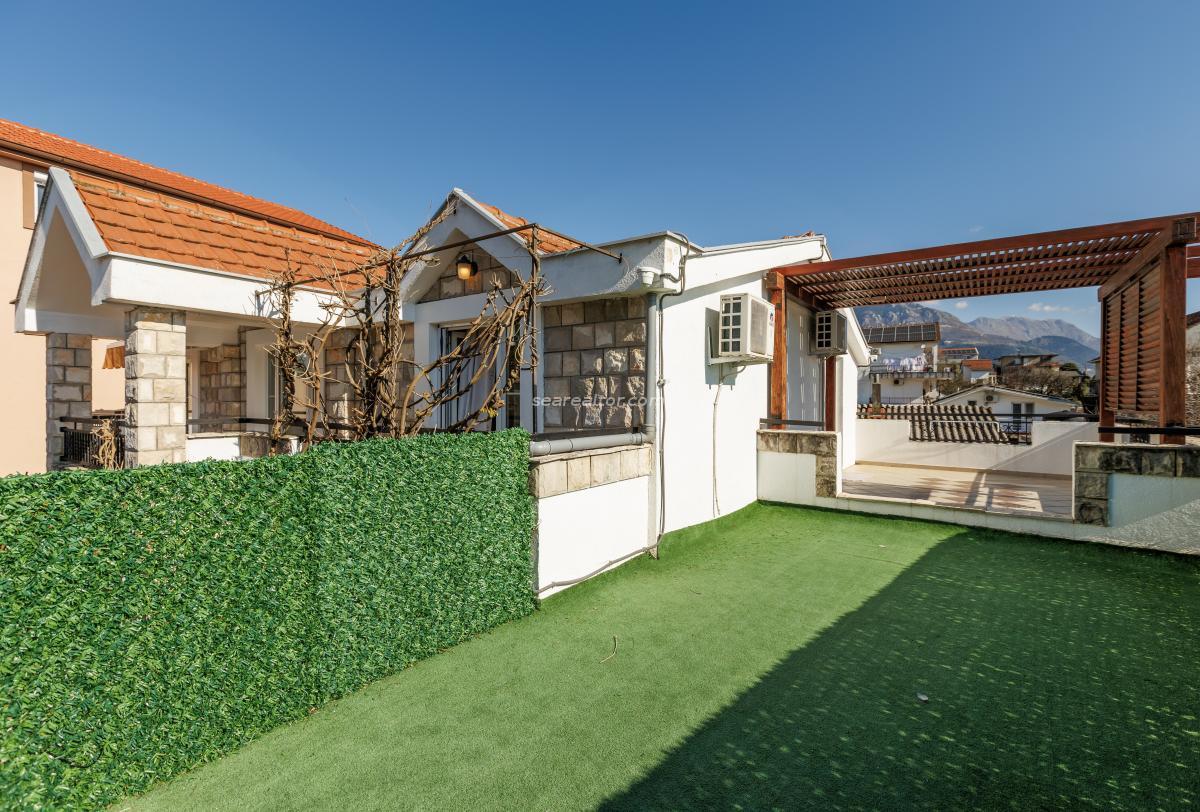 Zu verkaufen: Luxusvilla mit privatem Pool in Dumidran, Tivat 12