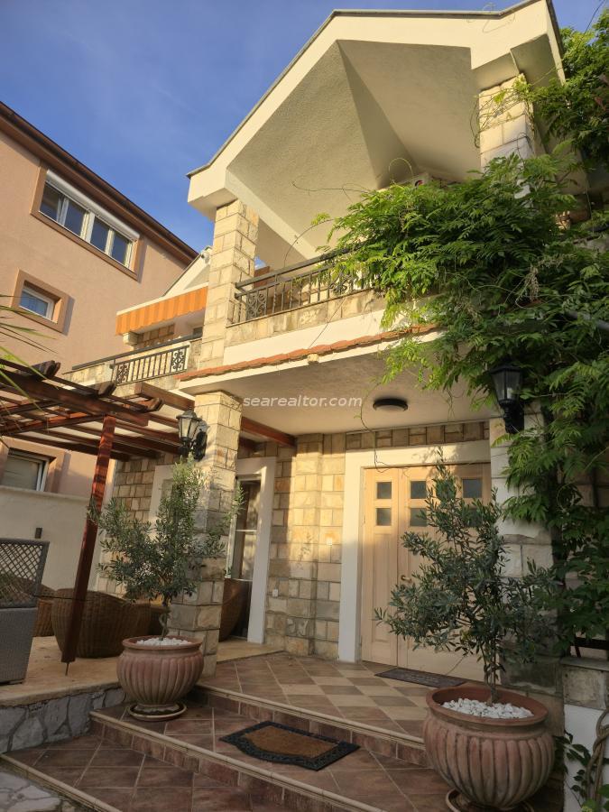 Zu verkaufen: Luxusvilla mit privatem Pool in Dumidran, Tivat 7
