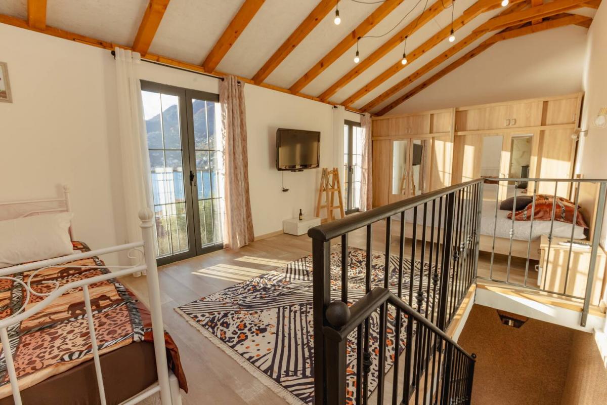 Kuća u Tivtu, 70m² 2