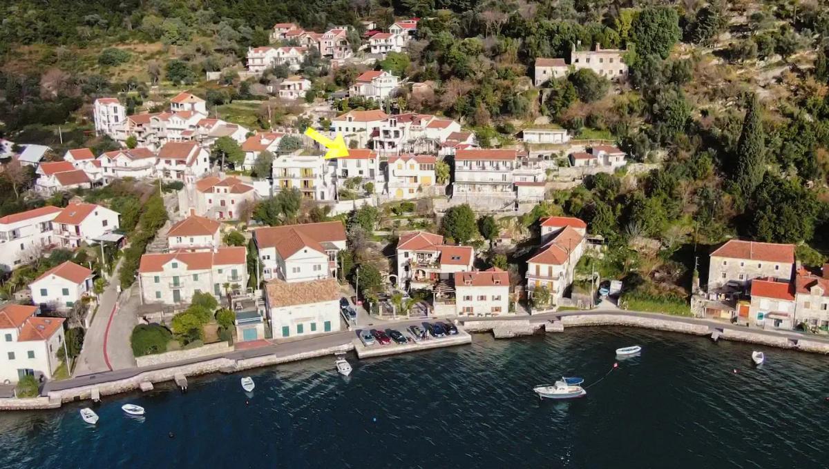 Kuća u Tivtu, 70m² 23