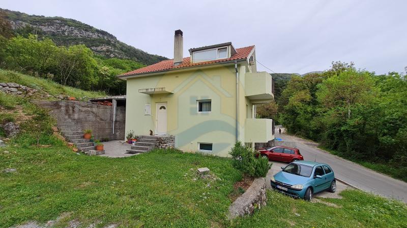 Kuća u Kotoru, 200m² 3