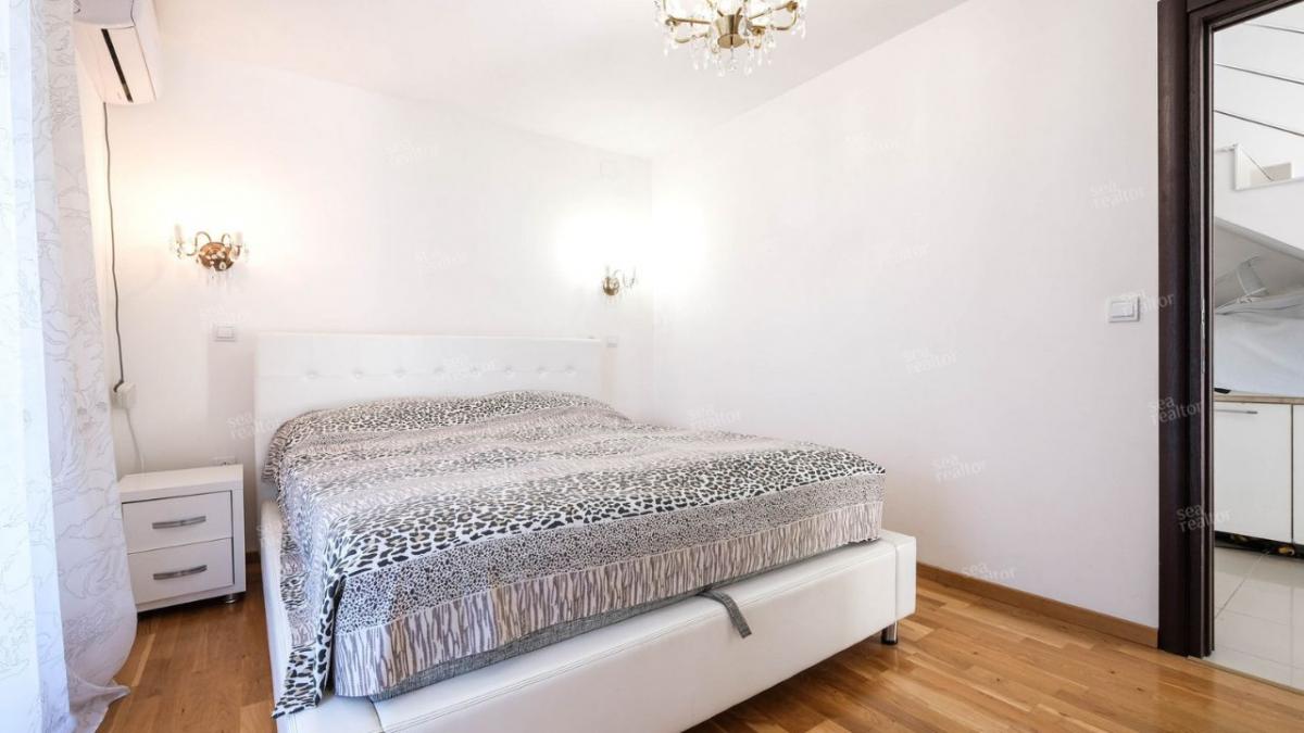Kuća u Tivtu, 200m² 7