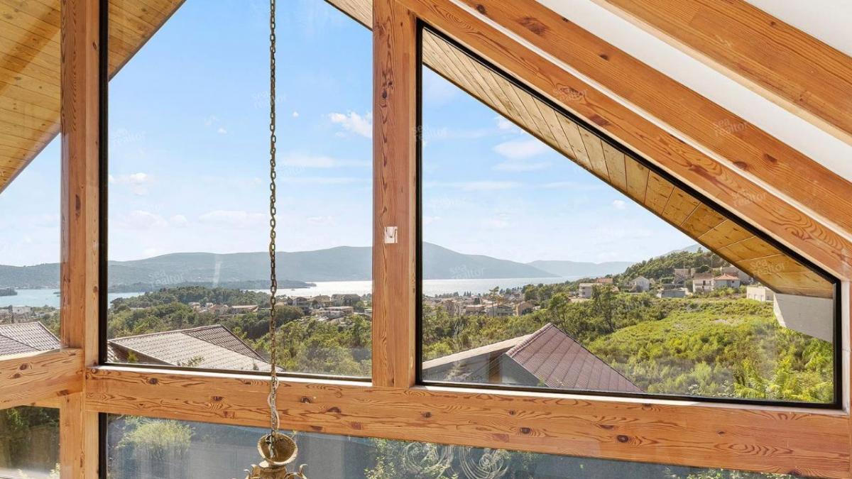 Spacious house with 3 bedrooms and panoramic sea view – Tivat 4