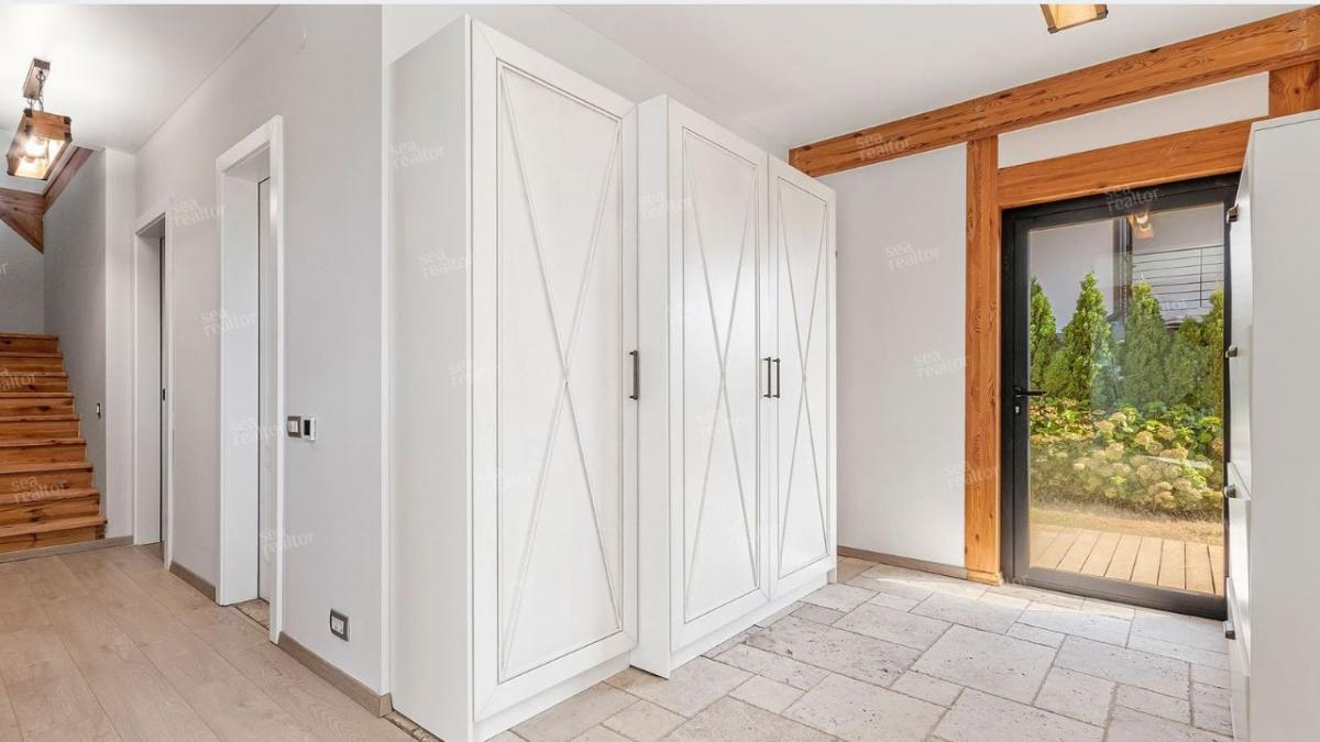 Spacious house with 3 bedrooms and panoramic sea view – Tivat 10