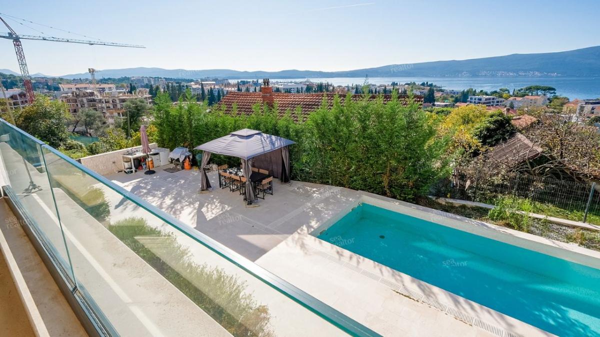 Exclusive duplex with pool and sea view - Tivat 11