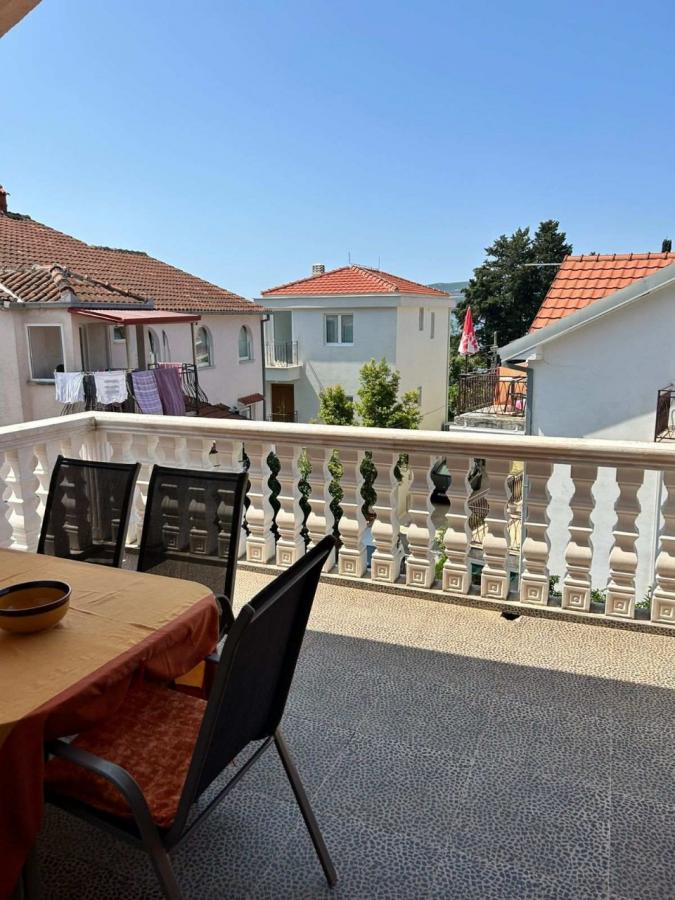 Dvosoban stan u Tivtu, 120m²