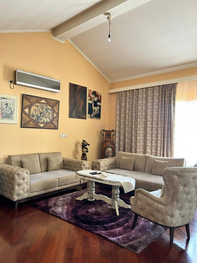 Dvosoban stan u Tivtu, 120m² 2