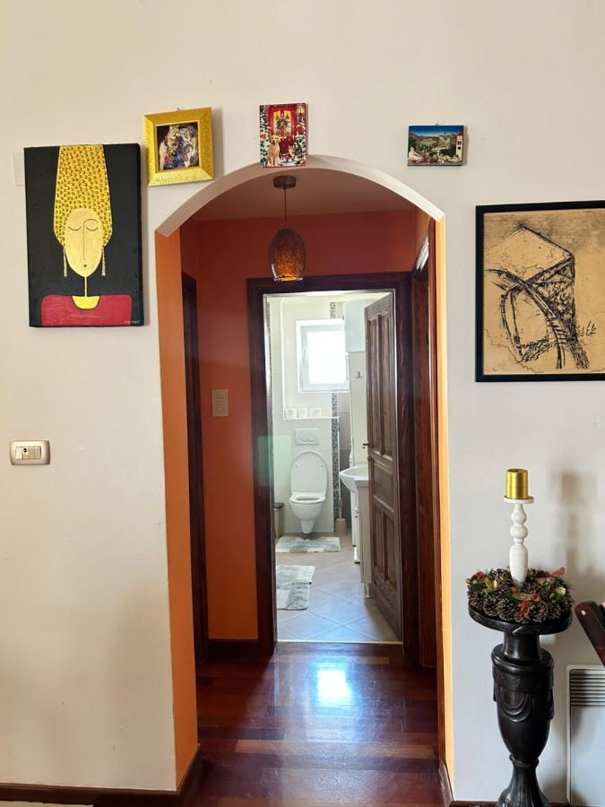 Dvosoban stan u Tivtu, 120m² 9