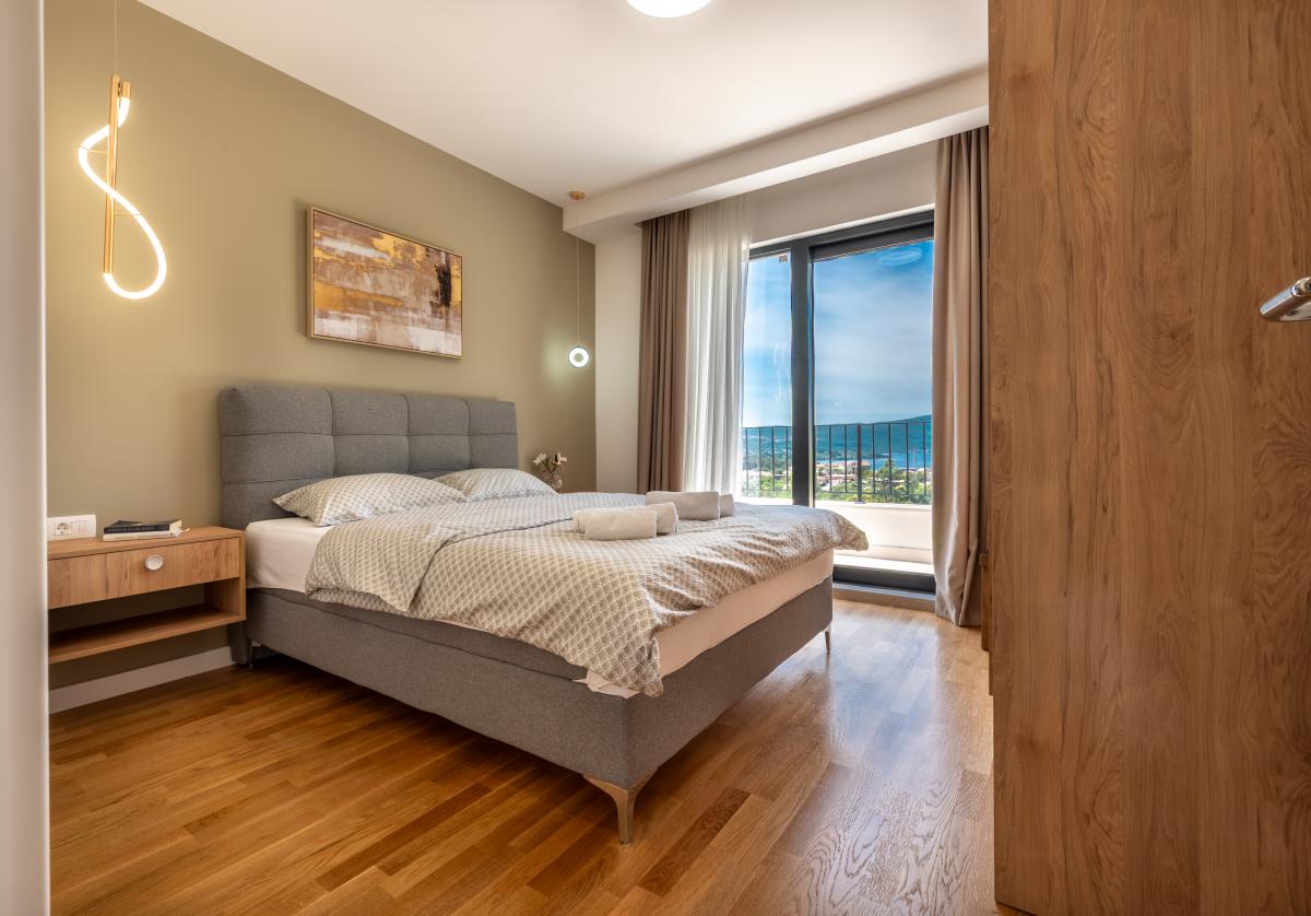 Luksuzna vila sa bazenom i pogledom na more, Tivat 22