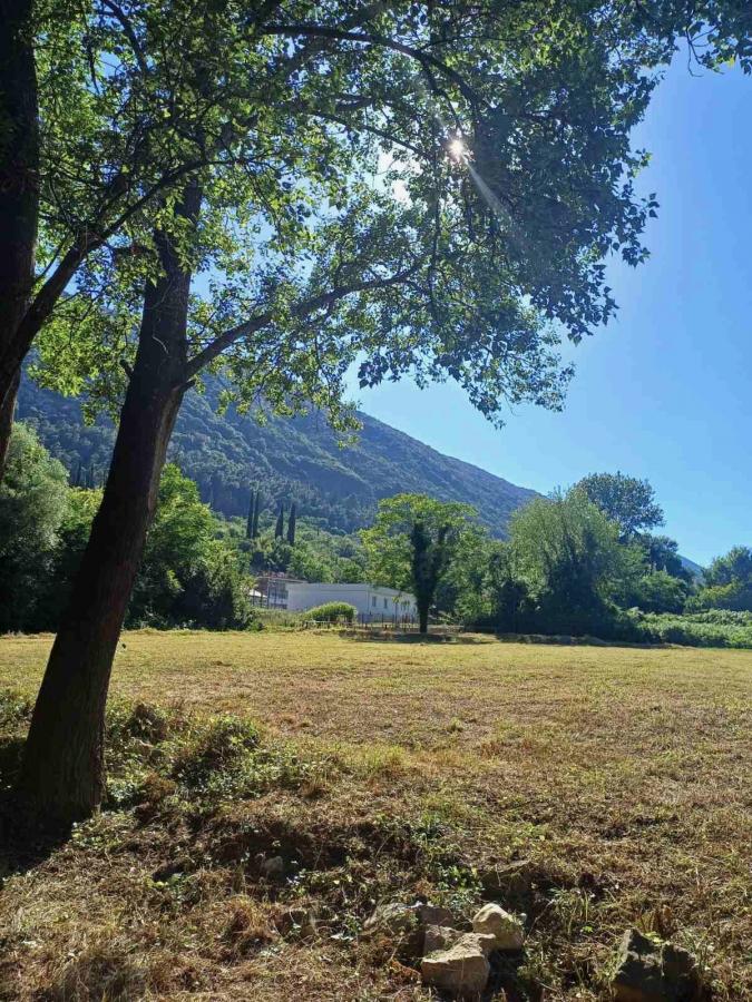 Development Land by Main Road – Sutorina