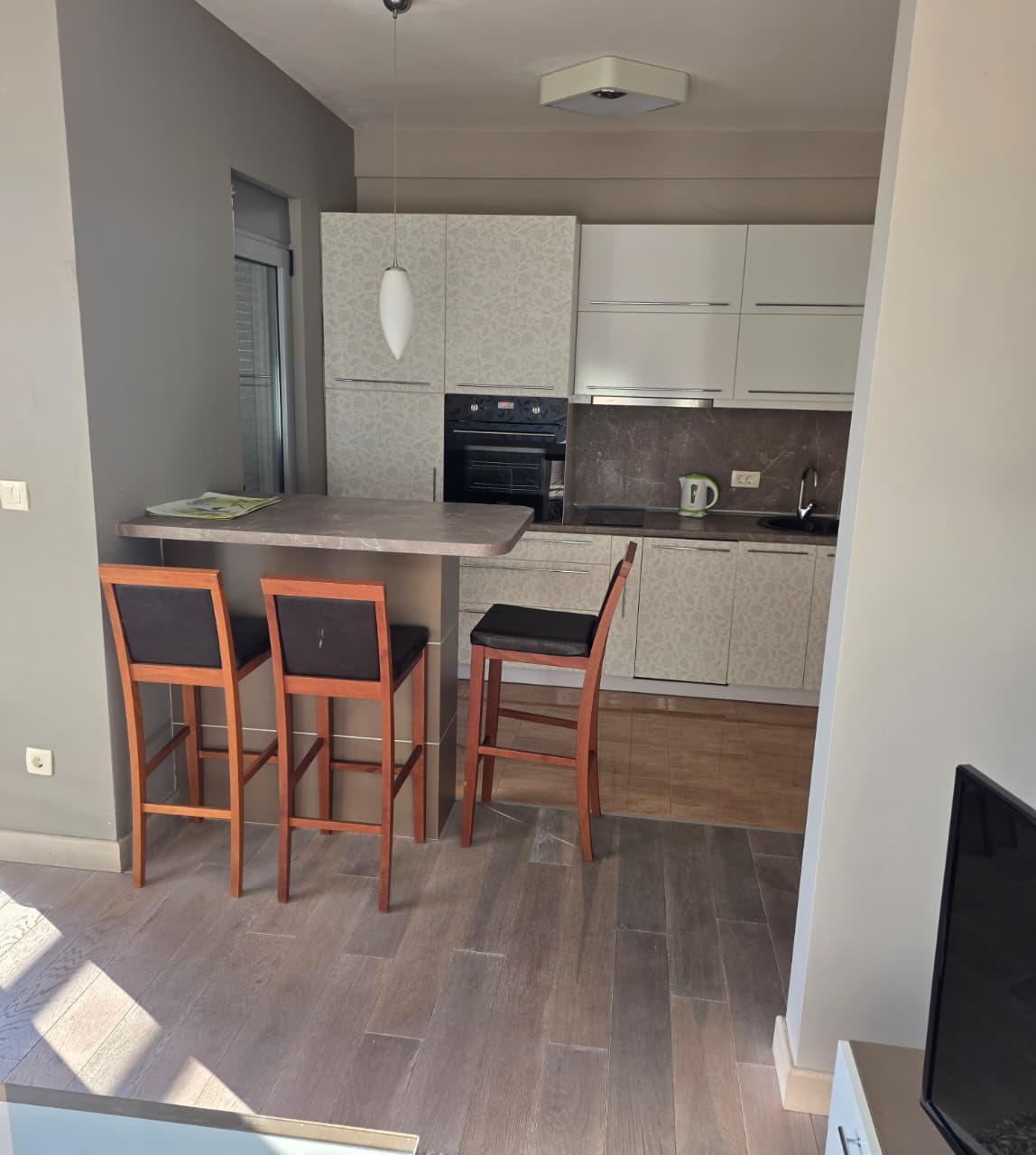 Modern one-bedroom apartment with sea view - Opatovo, Tivat — 5