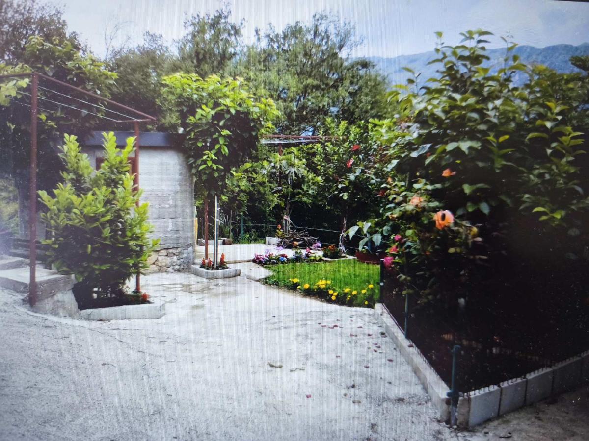 For sale, houses with sea view Prcanj-Kotor 4