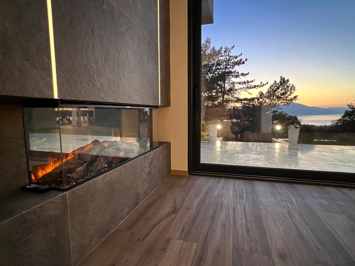 Spacious Villa in Kavac with Rooftop Pool 12