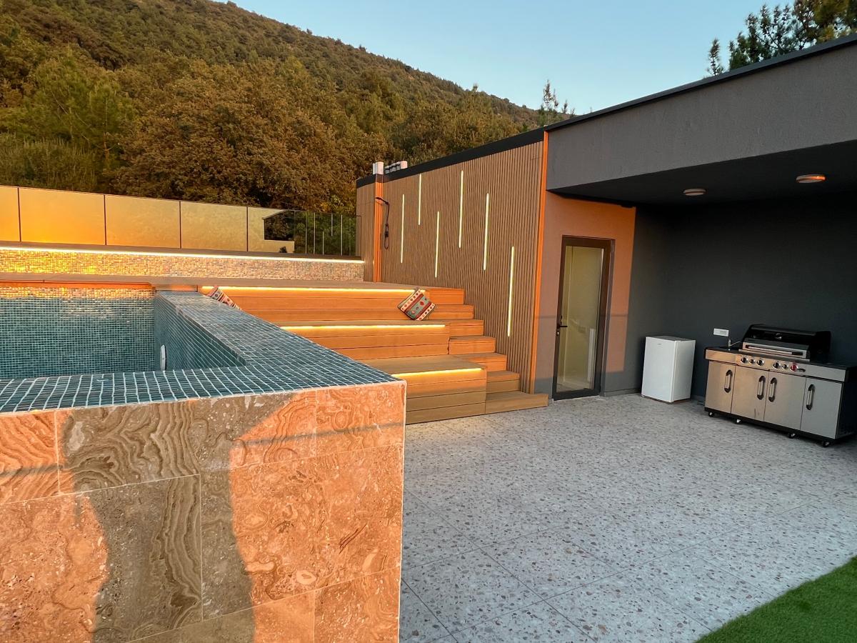 Spacious Villa in Kavac with Rooftop Pool 27