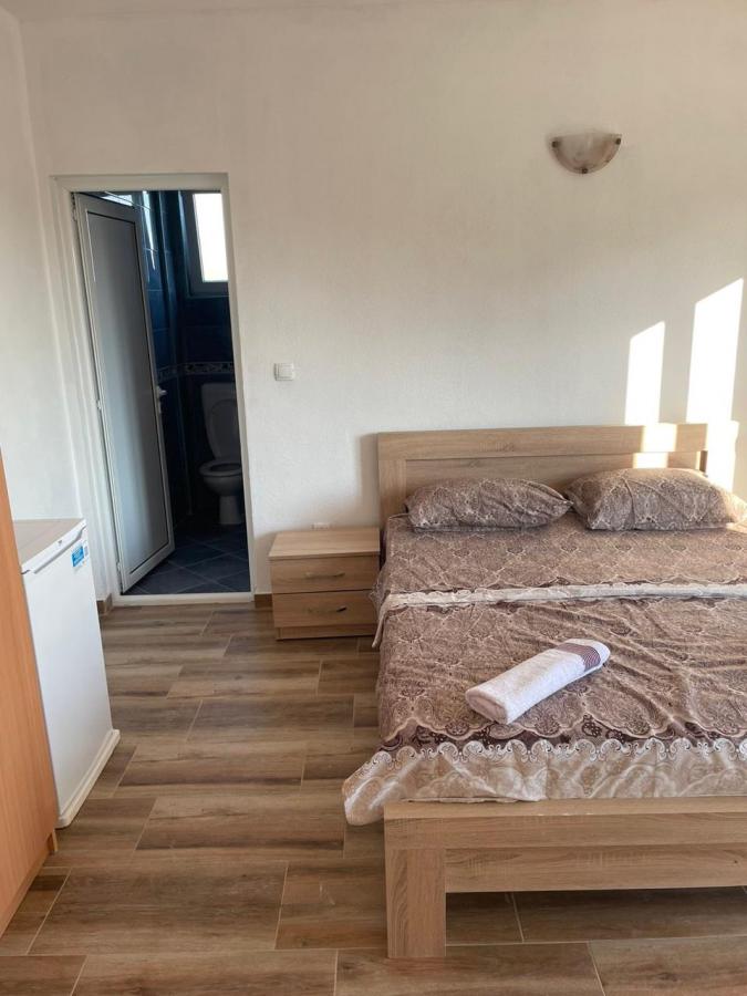 Spacious House with Pool and Large Plot for Sale – Sutomore, Bar 10