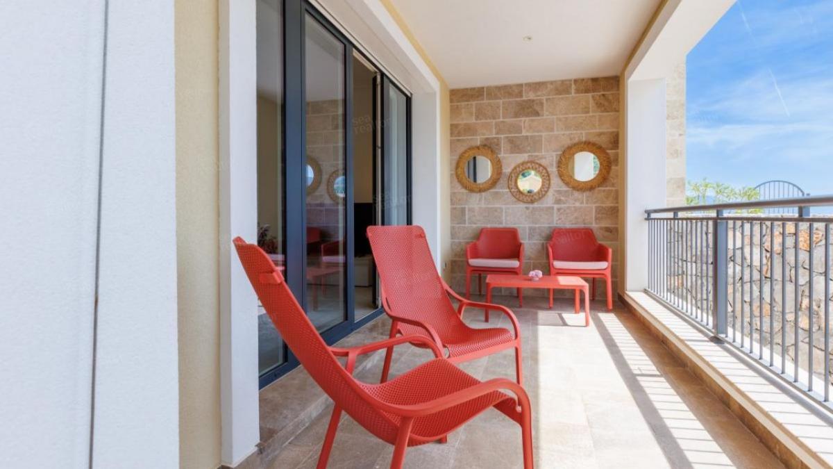 Garsonjera u Tivtu, 50m² 18