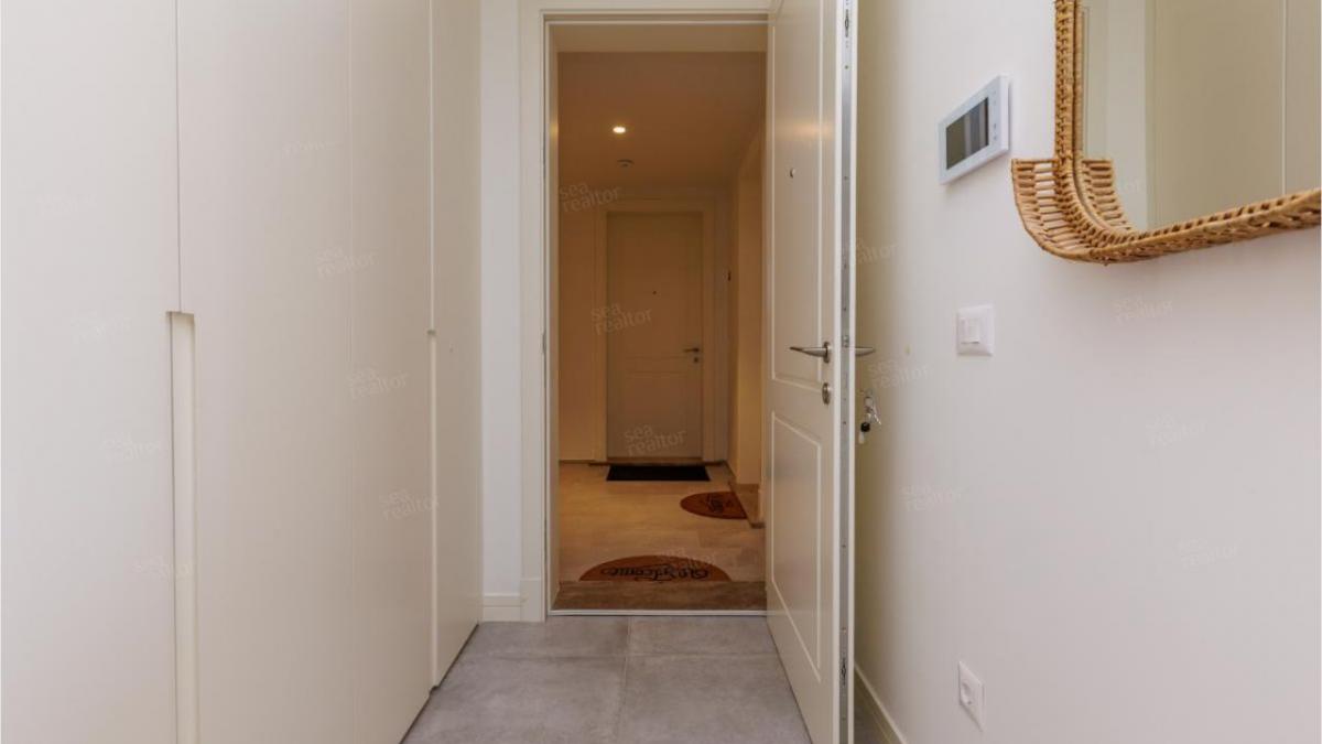 Jednoiposoban stan u Tivtu, 153m² 13