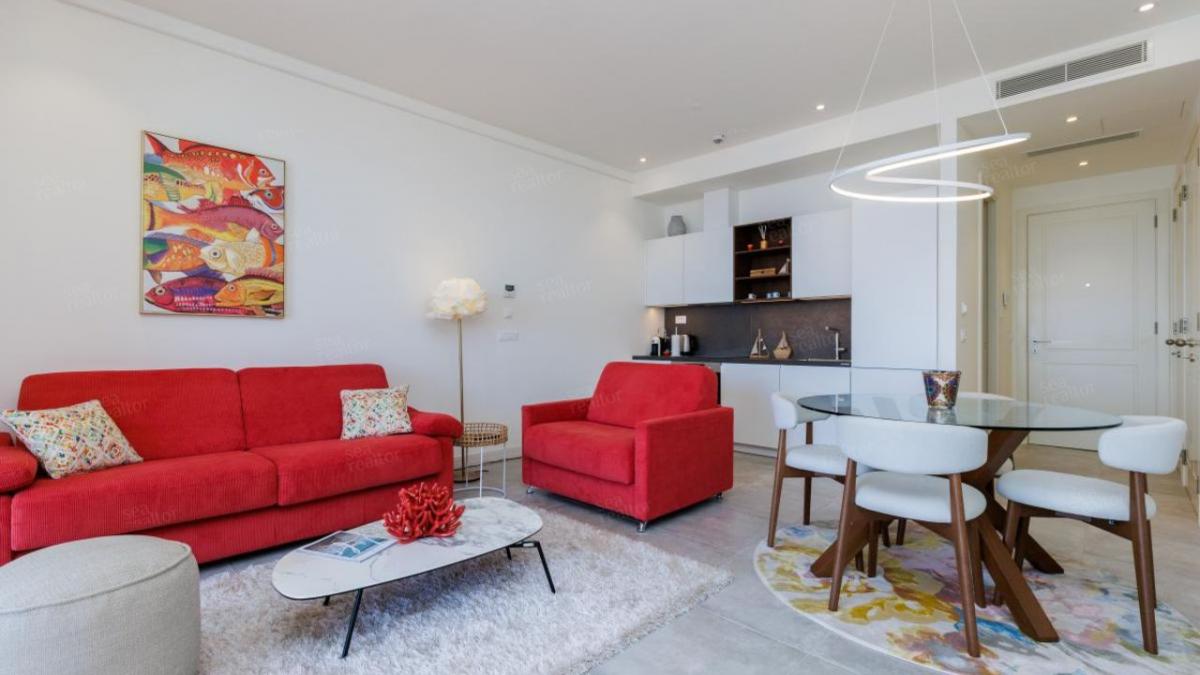 Jednoiposoban stan u Tivtu, 153m² 4