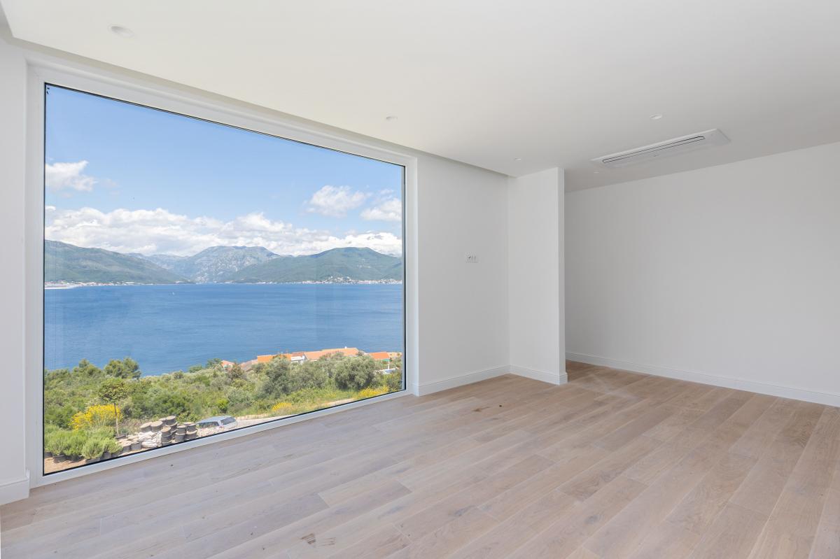 Kuća u Tivtu, 328m² 22