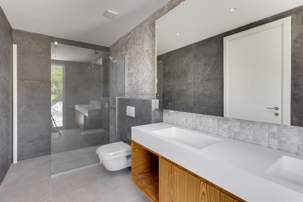 Kuća u Tivtu, 328m² 24