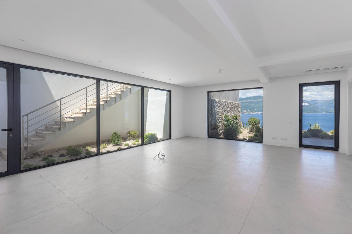 Kuća u Tivtu, 328m² 7