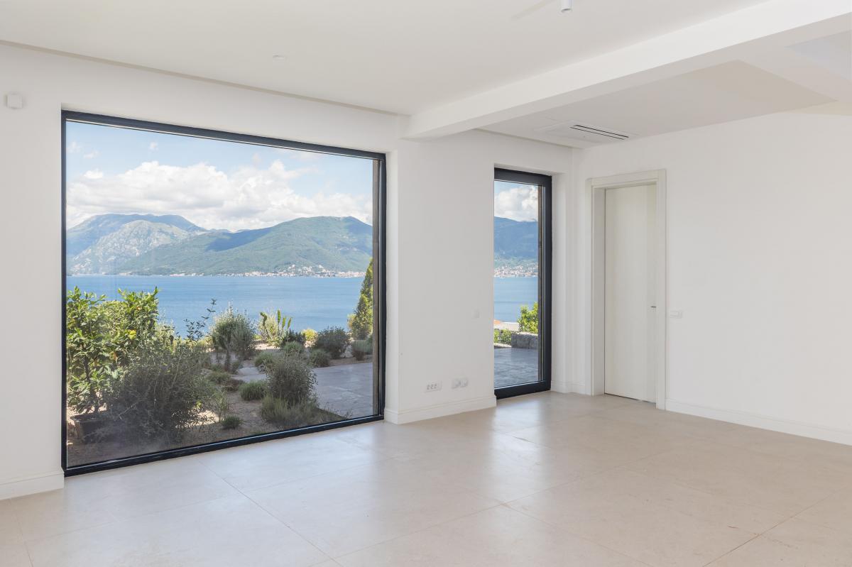 Kuća u Tivtu, 328m² 8