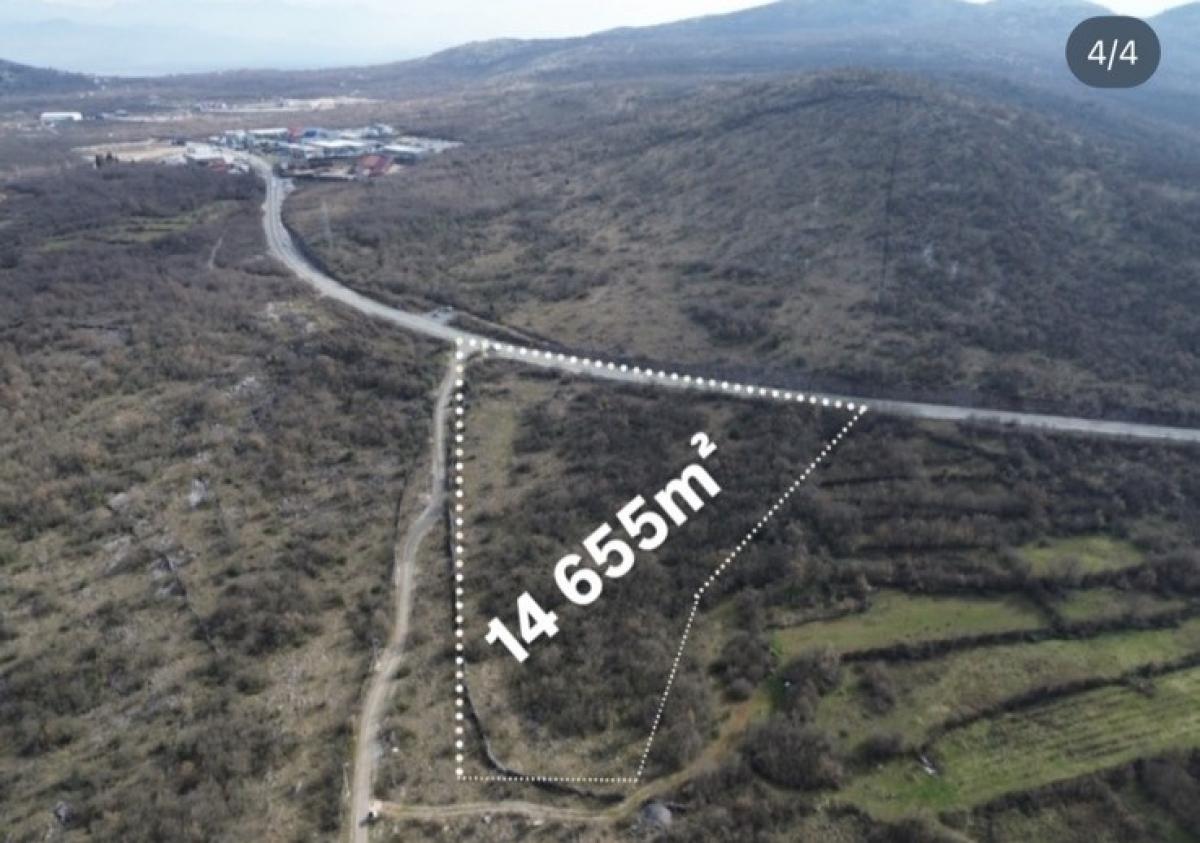 Nekretnina u Podgorici, 14655m² 2