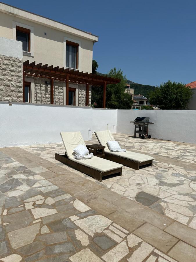 Exclusive Villa in Bijela – First Line to the Sea, Luxuriously Renovated! 2