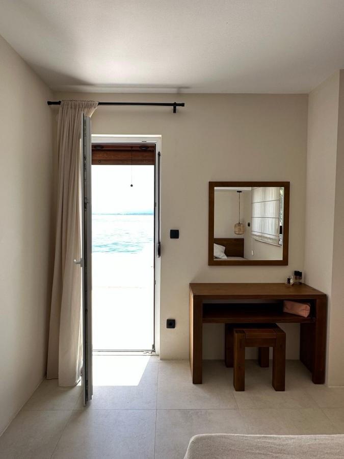 Exclusive Villa in Bijela – First Line to the Sea, Luxuriously Renovated! 18