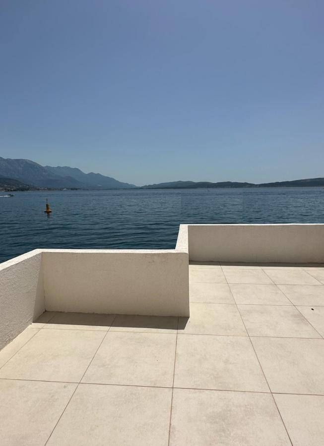 Exclusive Villa in Bijela – First Line to the Sea, Luxuriously Renovated! 19