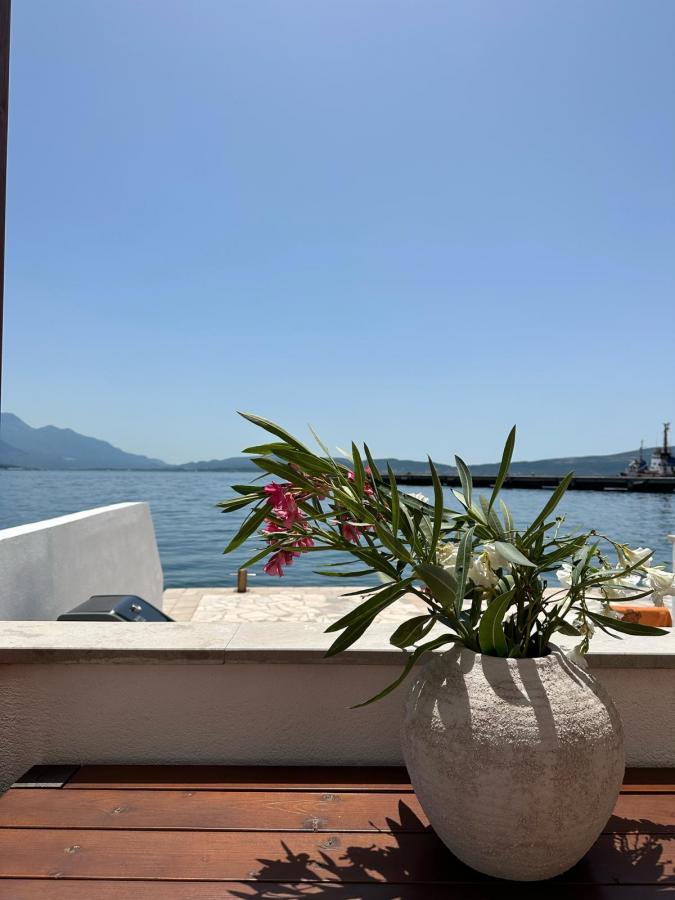 Exclusive Villa in Bijela – First Line to the Sea, Luxuriously Renovated! 5