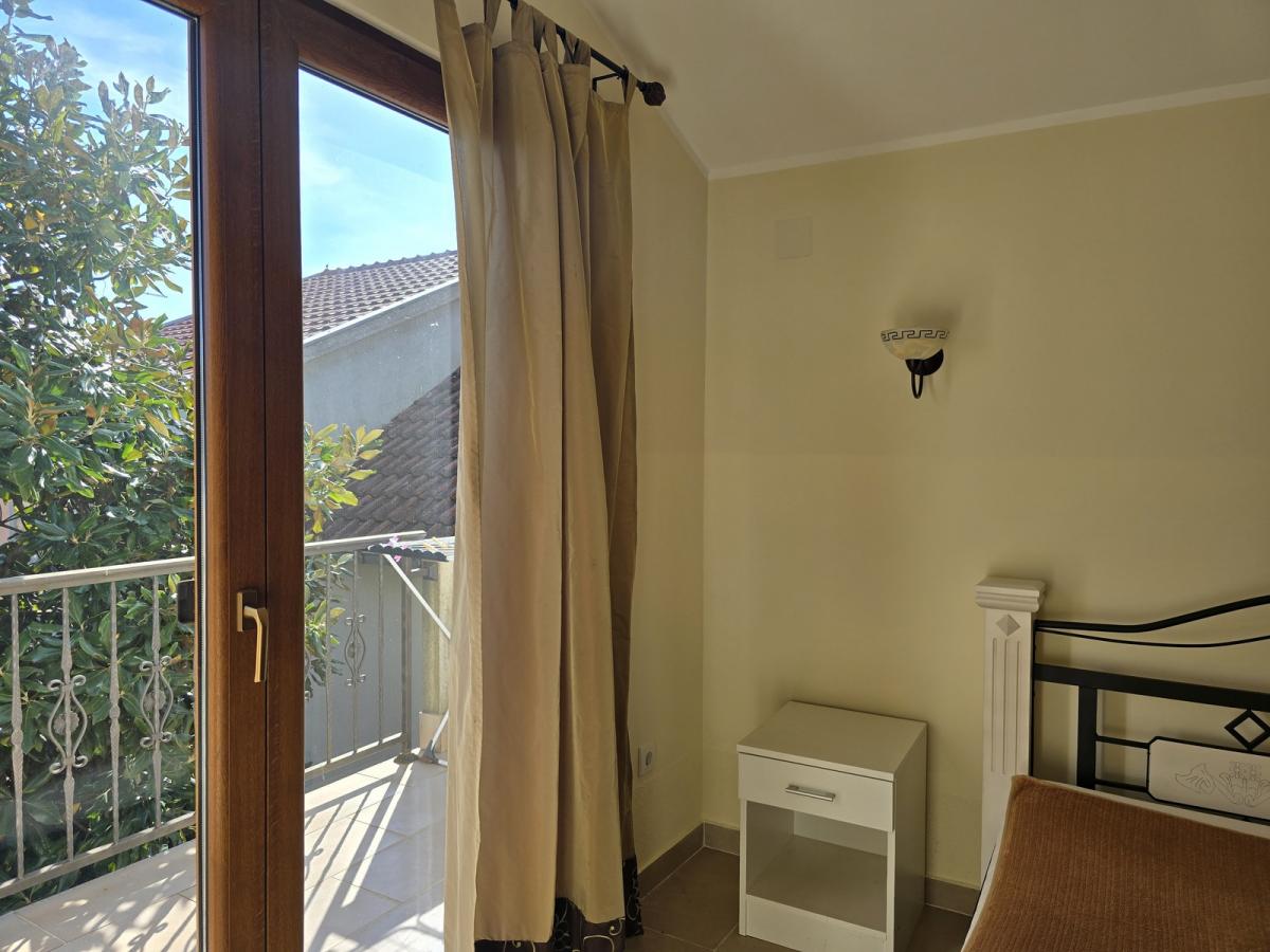 House for sale in Bijela - panoramic sea view, landscaped yard, excellent location! 17