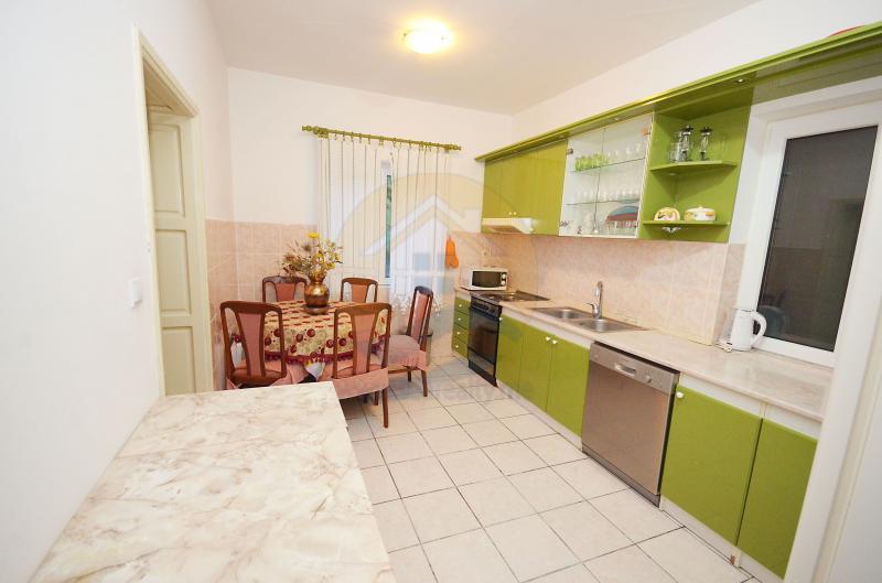 Kuća u Tivtu, 253m² 11
