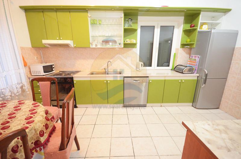 Kuća u Tivtu, 253m² 13